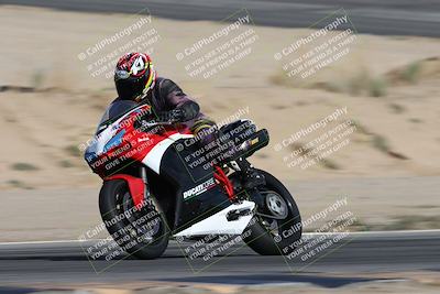 media/Nov-16-2025-Race Pace (Sun) [[8c5fa54630]]/Non Verified Riders (1st 20 Minutes)/2-Turn 10 (1010am)/